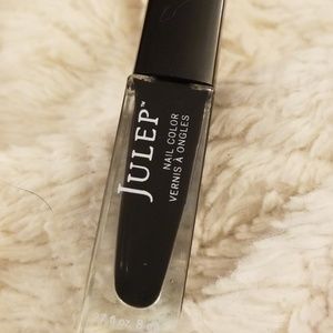 Julep "Johnny" nailpolish